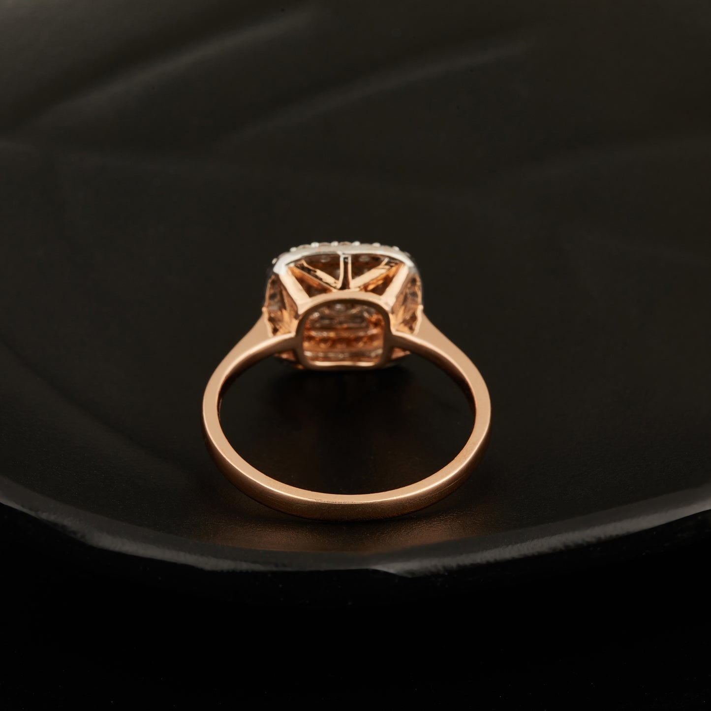 14k Rose Gold With Labgrown Diamond 0.51ct Halo Ring.